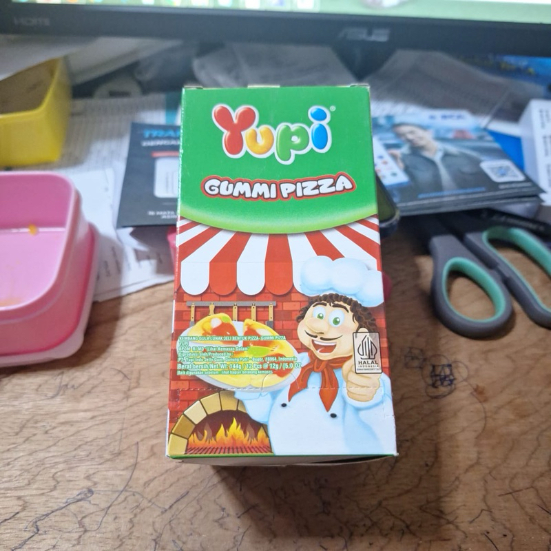 

Yupi Gummi Pizza 12x12gram box