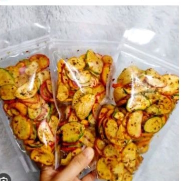 

kerupuk seblak kering daun jeruk