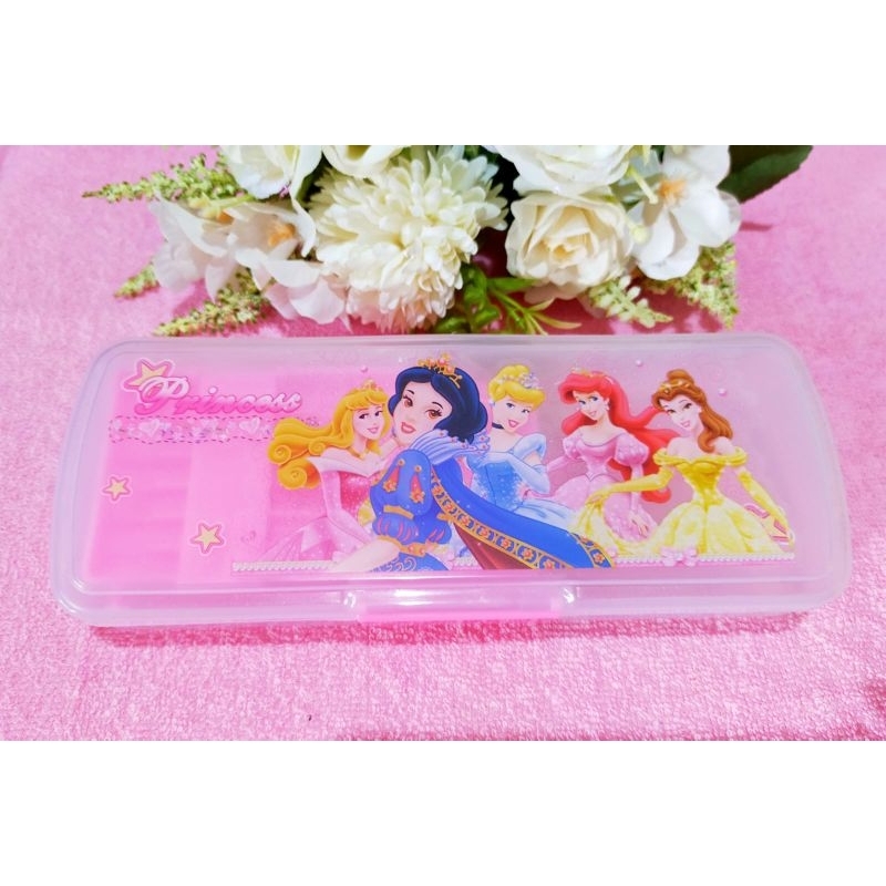 

Kotak pensil Princess