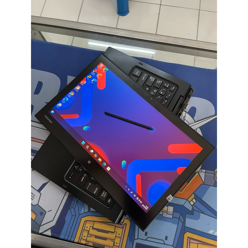 LAPTOP 2 in 1 Toshiba portege Second