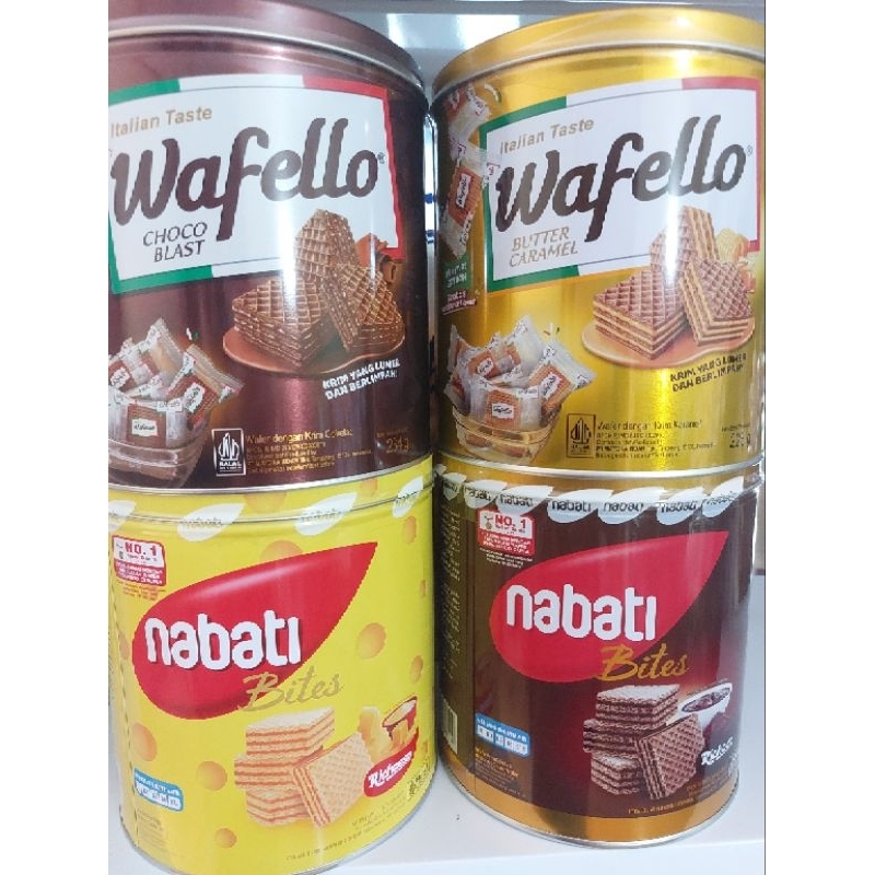 

Wafello dan Nabati kaleng jajan lebaran