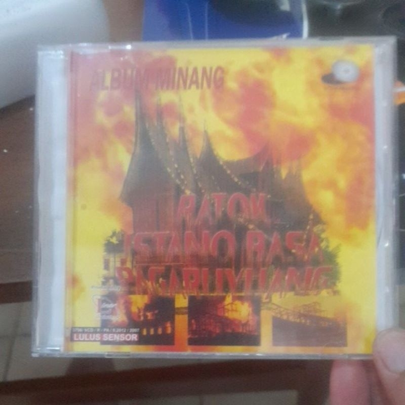 vcd musik minang ratok istano rasa pagaruyuang (CD856)