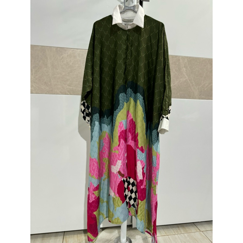 Preloved VZ ophelia one set - VIVI ZUBEDI