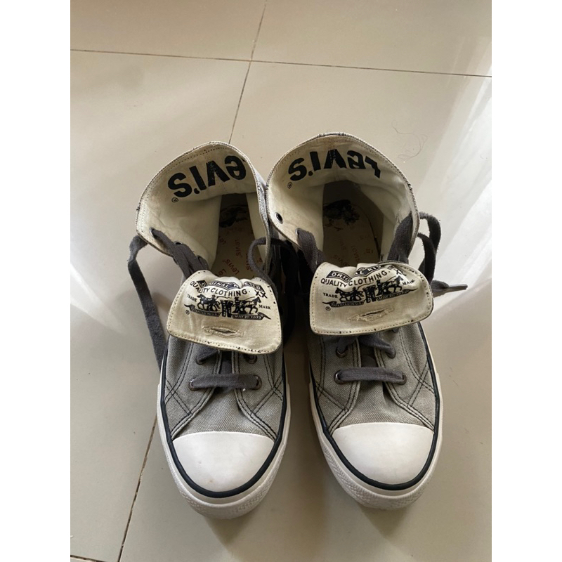 SEPATU LEVIS LEVI’S LANGKA RARE ITEM