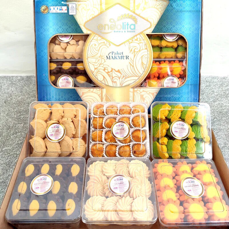 

PROMO LEBARAN!!!PAKET HAMPERS KUE KERING ISI 6 TOPLES BEST SELLER INCLUDE BOX