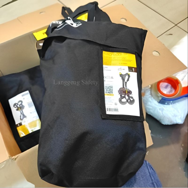 PETZL AVAO BOD - COMFORTABLE FULL BODY HARNES FOR FALL AREST