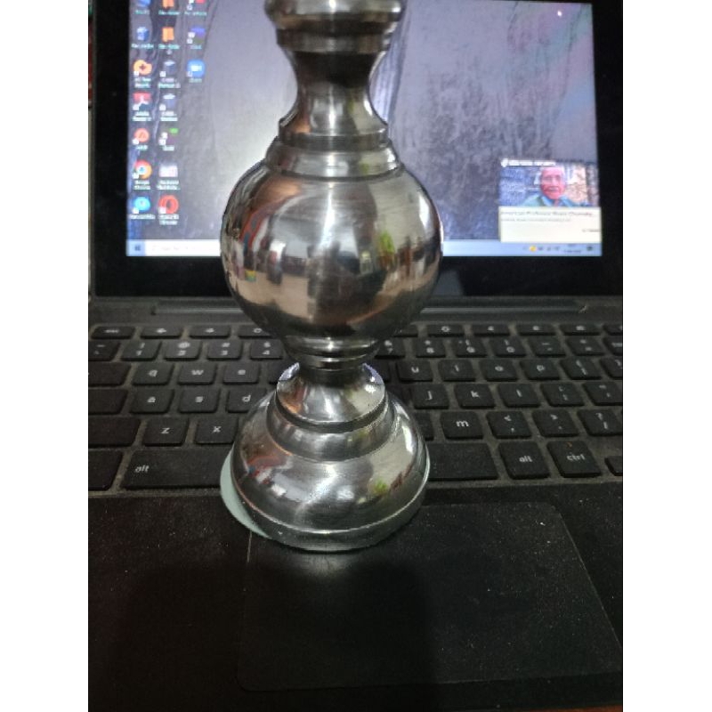 pion sangkar burung lovebird