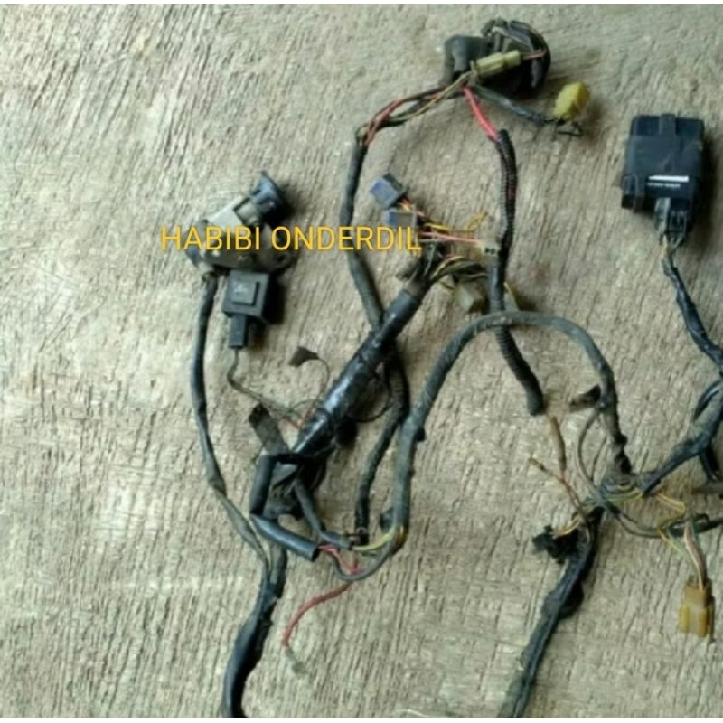 KABEL BODY / KABEL BODI SUZUKI SMASH 110 ORI CABUTAN