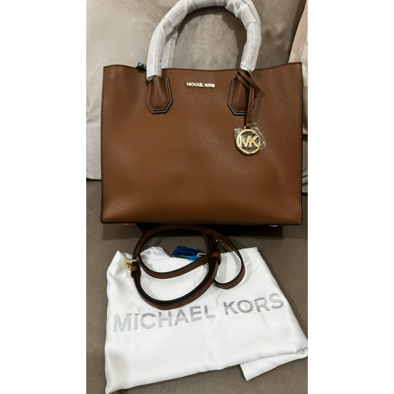 New Mk Mercer Large Pebbled Leather