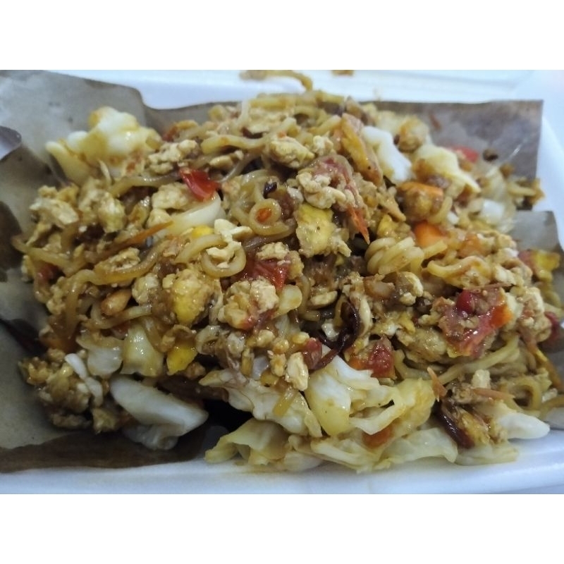 

Indomie Jumbo goreng tumis pedas manis