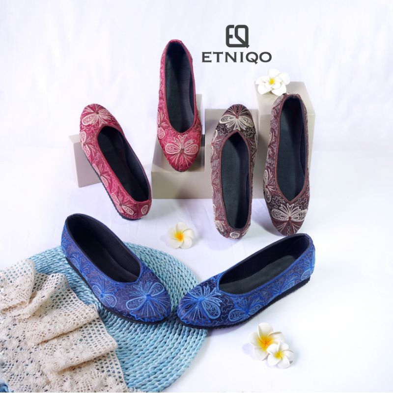 SEPATU WANITA BORDIR ETNIK - MOTIF PITA