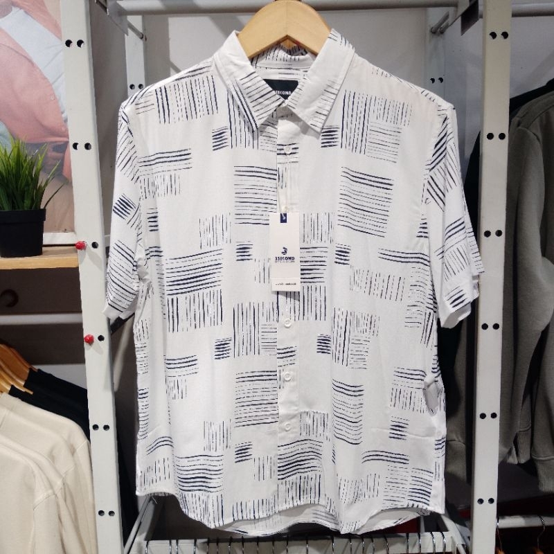3Second Kemeja Pendek Full Print Pria Regular Fit 020325 Original