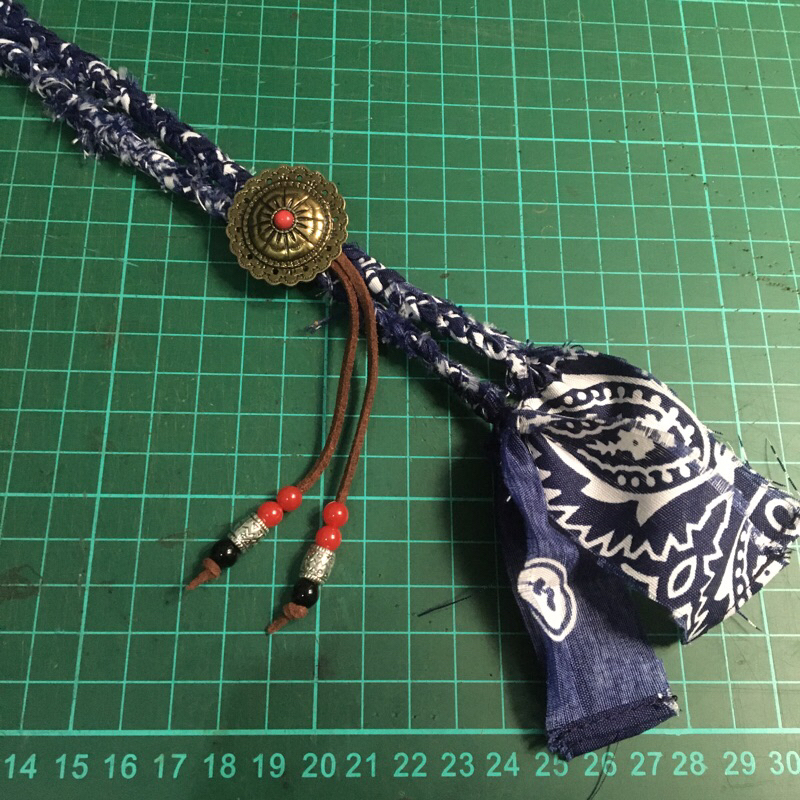 Bandana boro tie with concho button