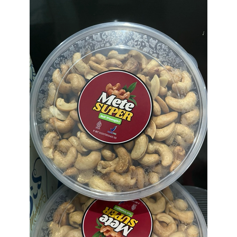 

Mete Super Toples Bulat