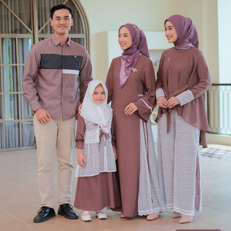Khaiya - Sarimbit Raya Series Keluarga - Family set Keluarga by Riang Raya Mahogany
