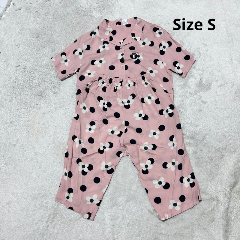 Piyama Lengan Pendek Terbaru Motif Bunga Polka Celana 7/8 Nevada