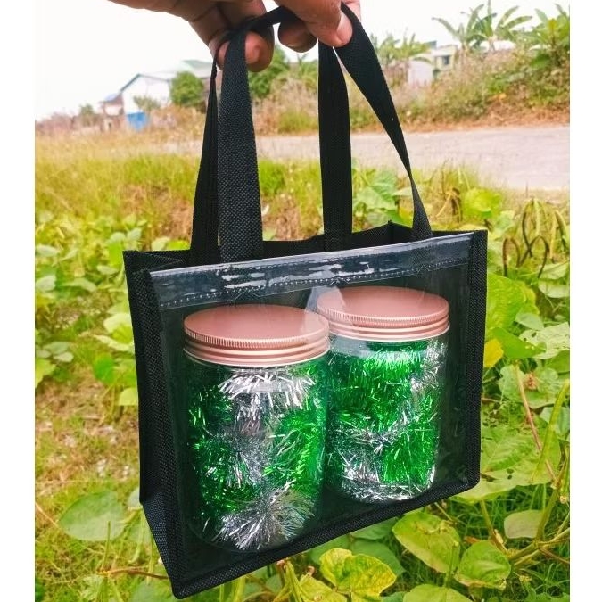 

Tas Parcel Ultah "HWRI Hitam P.20 L.10 T.20