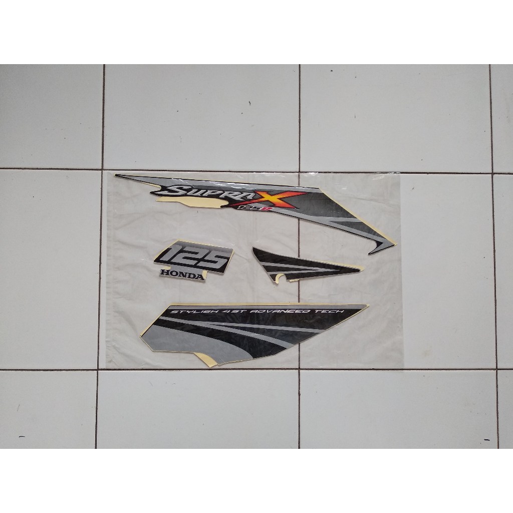 Striping Sticker Lis Supra x 125 D 2007 2008 Hitam Silver