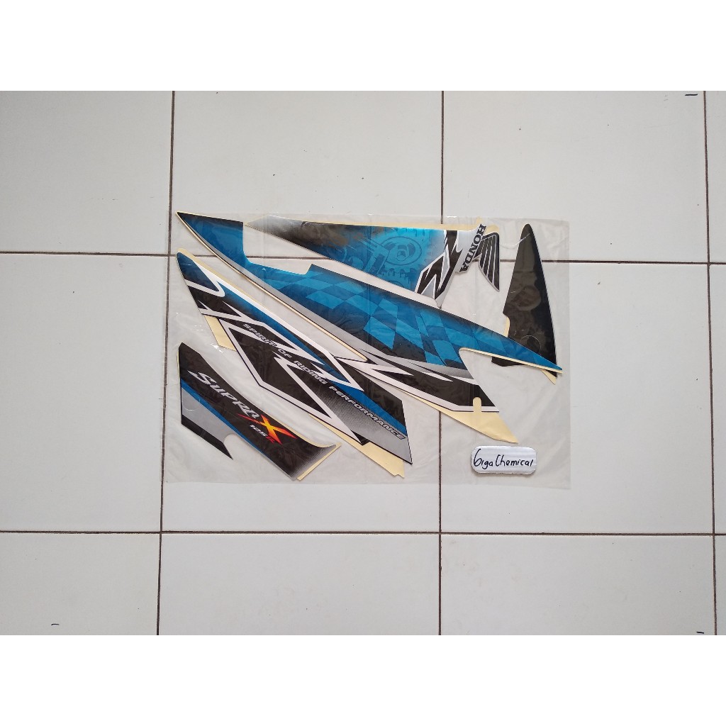 Striping Sticker Lis Supra x 125 R 2008 2009 Hitam Silver