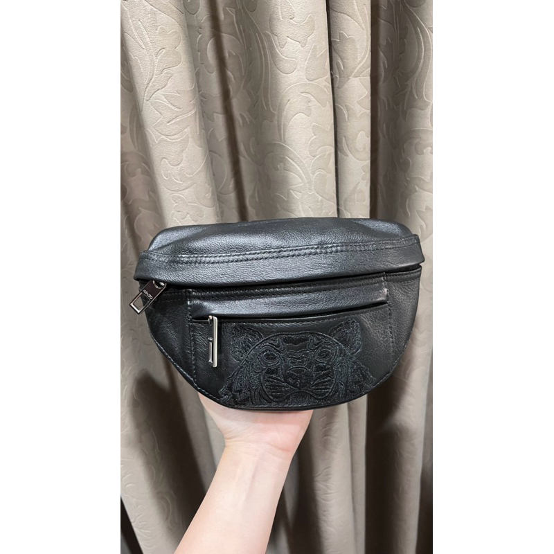 kenzo waistbag (preloved)
