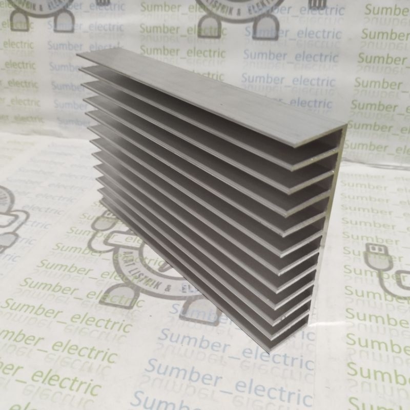Pendingin power / heatsink 20cm tebal