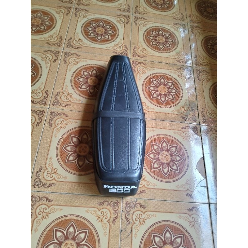 jok motor Honda super cup superkap c 700