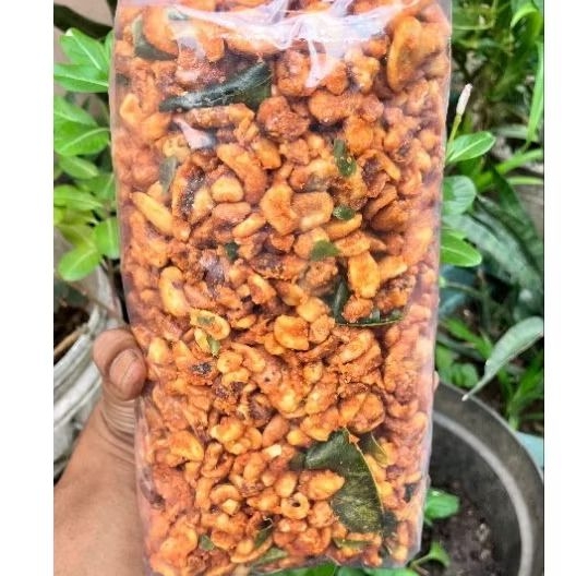 

kacang mete patahan matang pedas manis 1kg