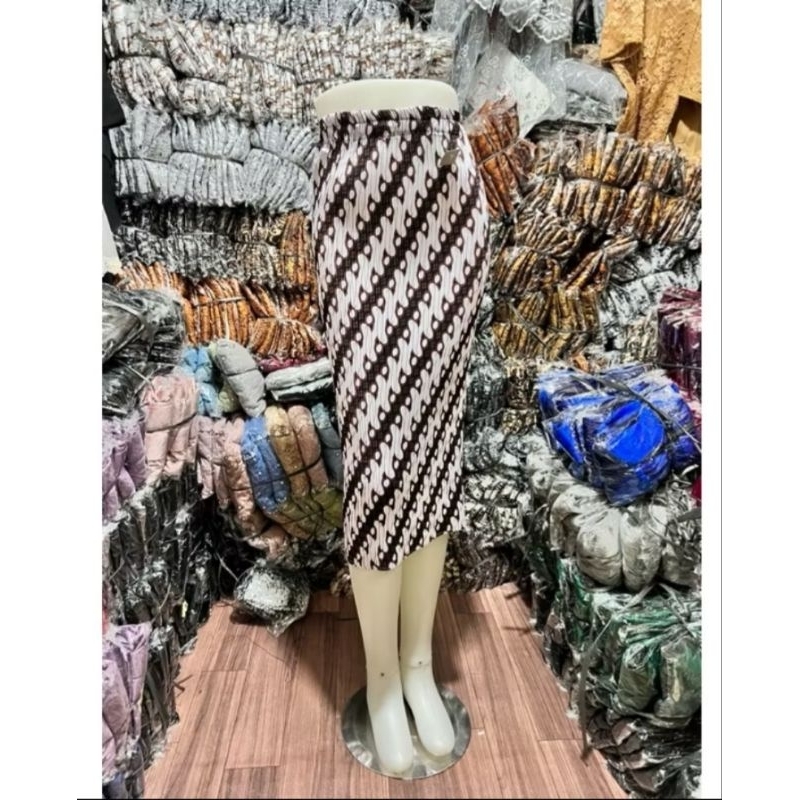 rok plisket batik pendek 7/8