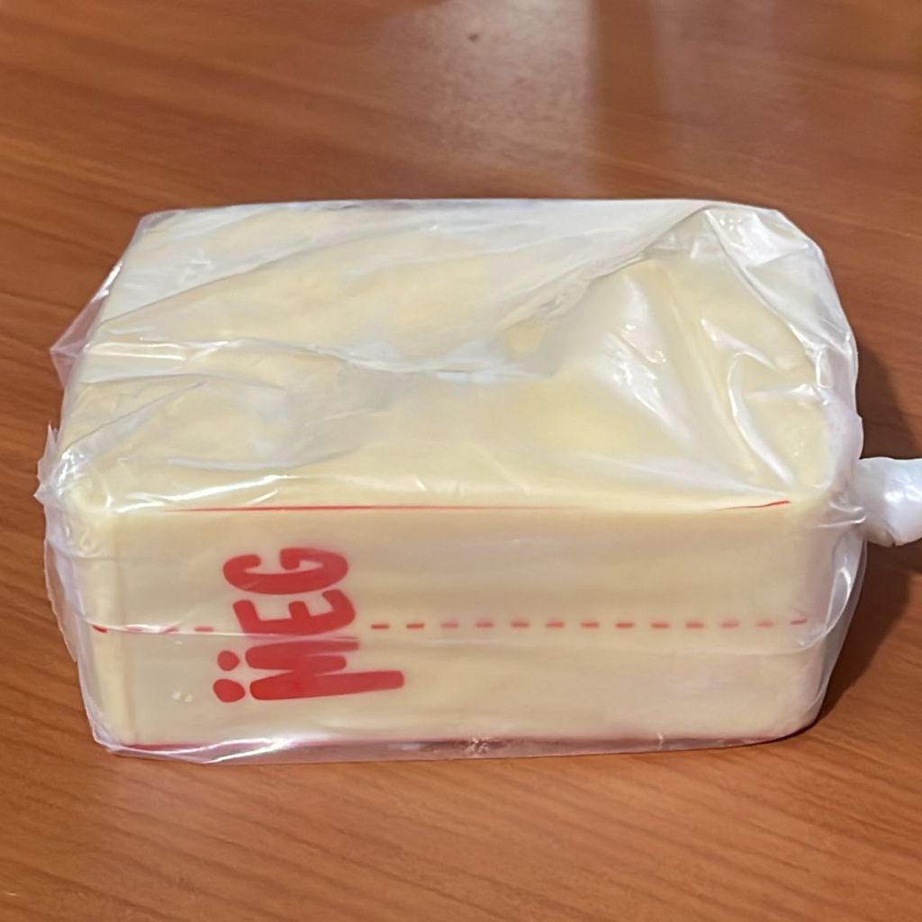 

Keju MEG HIJAU cheddar potongan besar +/- 250GR
