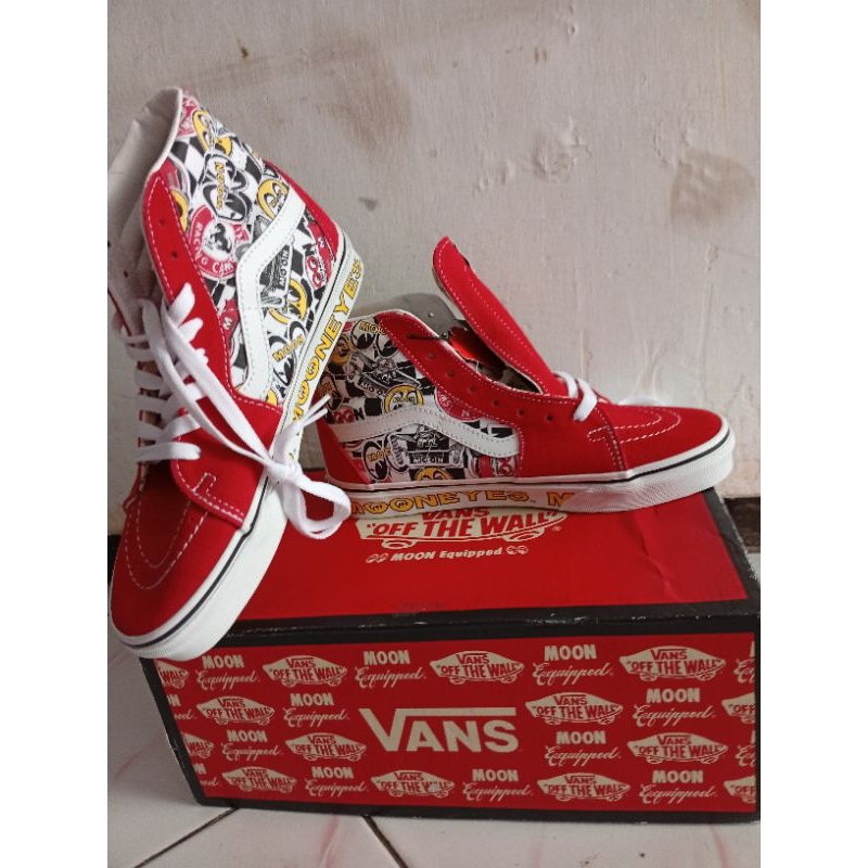 VANS X MOON EYES SIZE 38