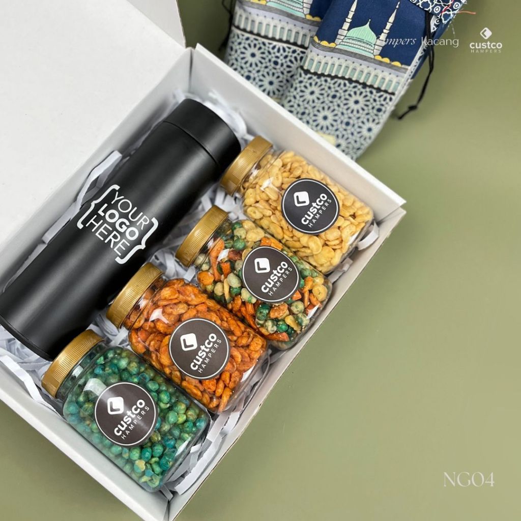 

Hampers Kacang + Tumbler LED Custom + Sajadah | NG04 | Custco Hampers Ramadhan | Giftbox Kacang | Parcel Ramadhan