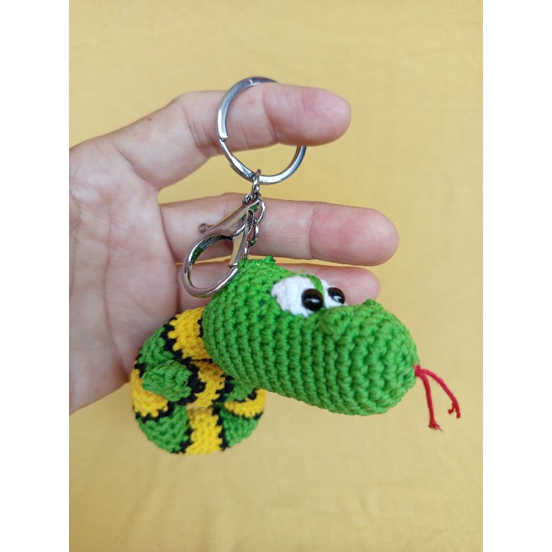 GANTUNGAN TAS BONEKA RAJUT | ULAR  | GANTUNGAN BONEKA RAJUT MINI | BONEKA RAJUT GANTUNGAN TAS | BONE