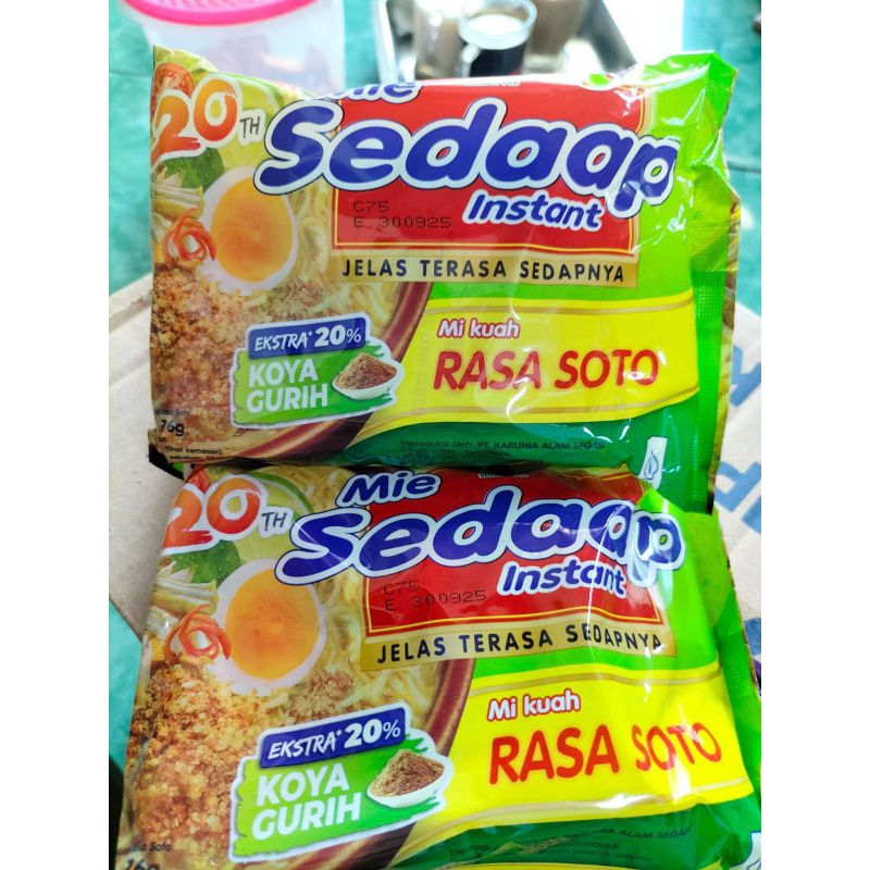

MIE SEDAAP SOTO, AYAM BAWANG & GORENG karton (toko dina)