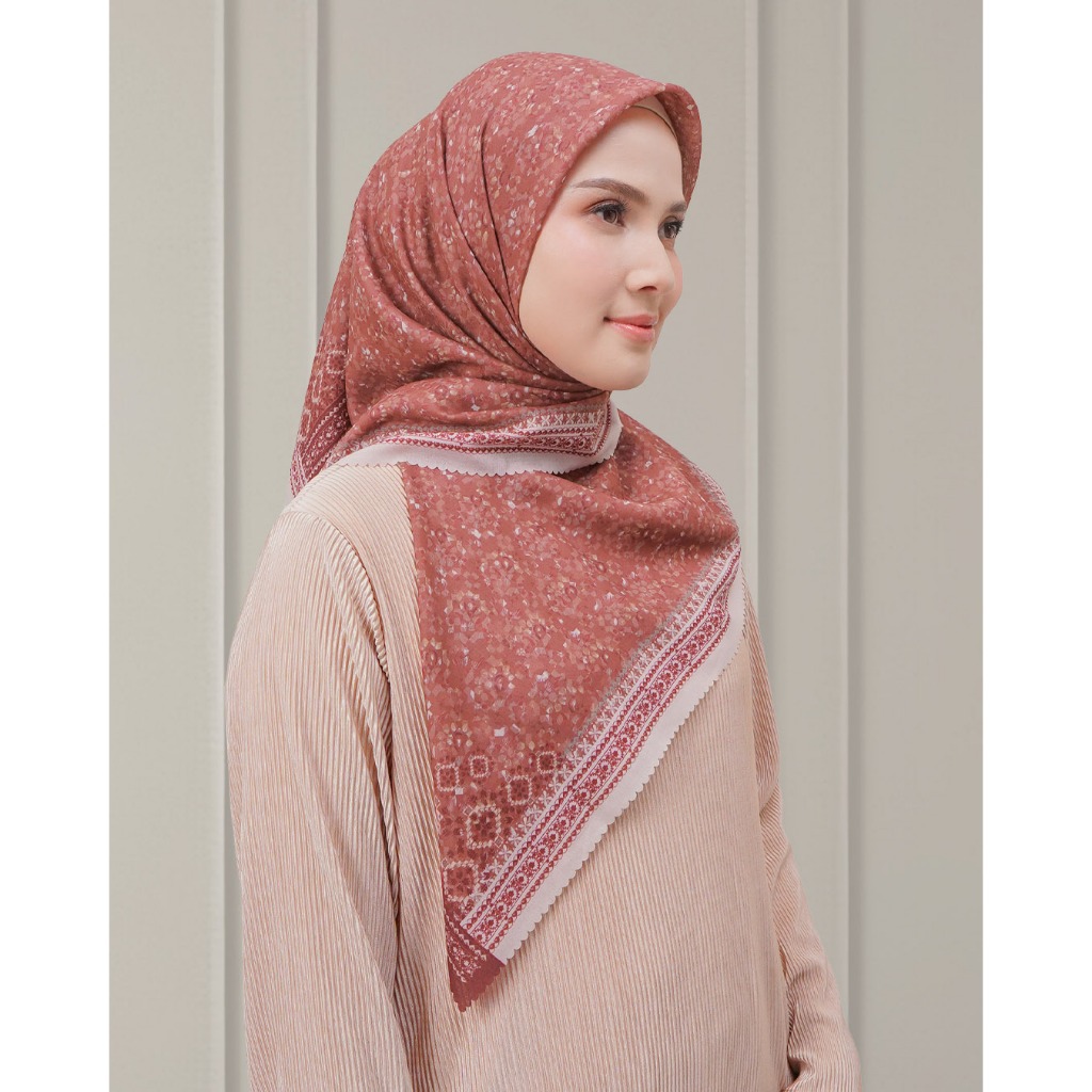 DOA - Humaira Scarf  Chopper  - Hijab Segi Empat