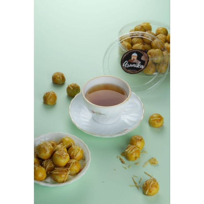 

Nastar Nanas Asli ukuran 500 gram (Kue Kering)