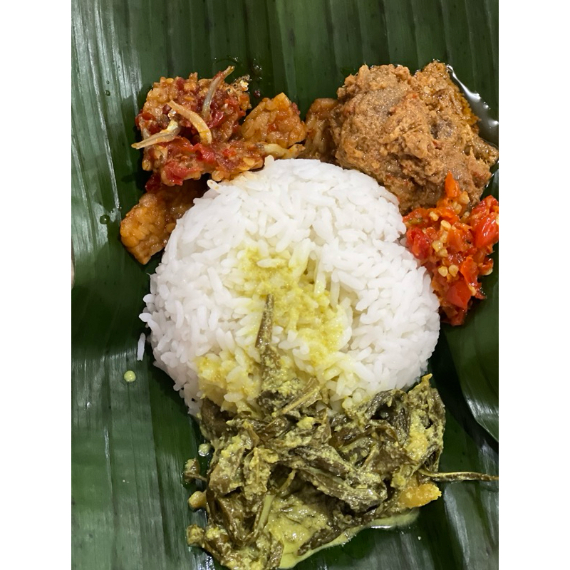 

Paket Rames rendang (HaNya kurir InsTaN)