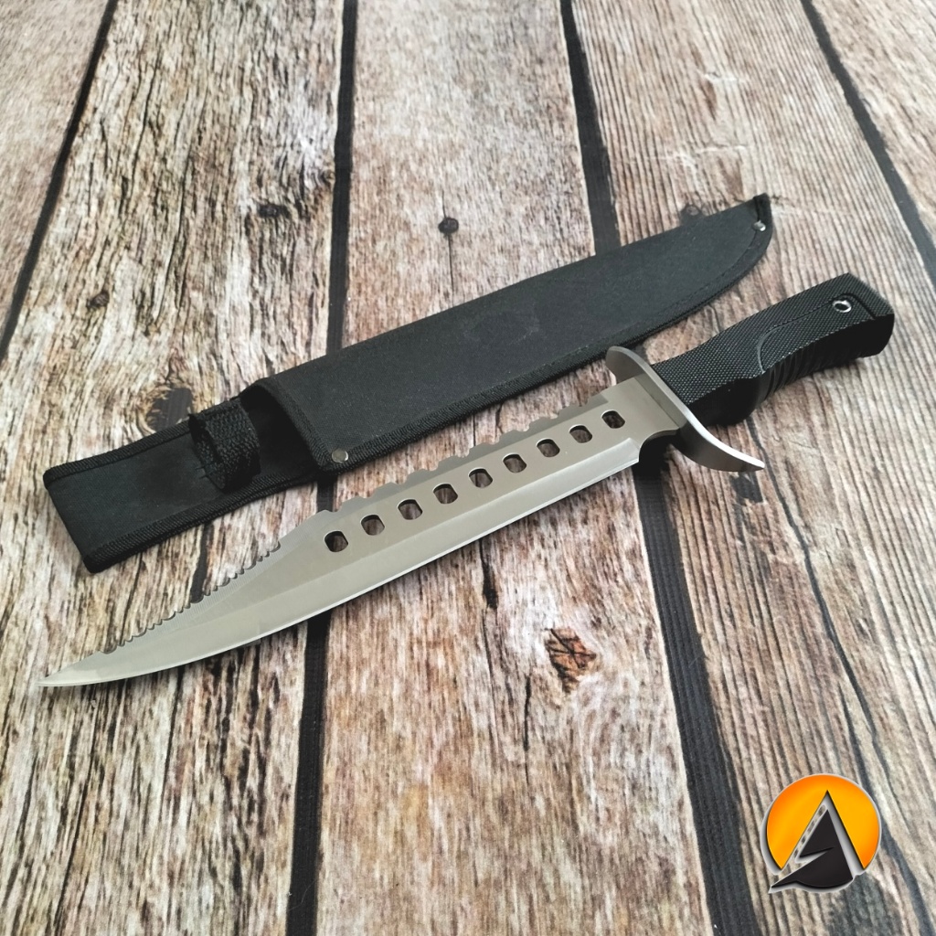 Pisau Hunting Knife Berburu hutan survival outdoor  9 lobang