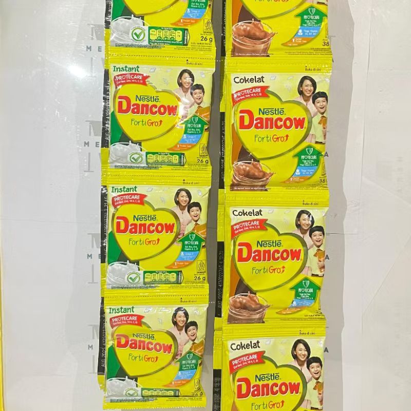 

Dancow FortiGro Instant Susu Bubuk Rasa Vanila 26g - Nutrisi Tepat untuk Pertumbuhan Anak 1 renceng isi 10pcs