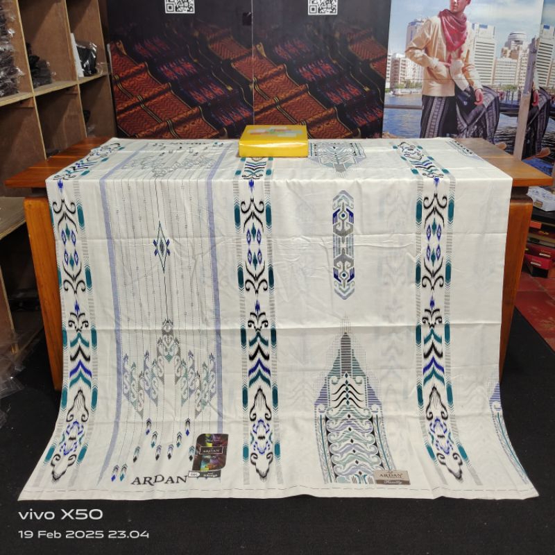 ARDAN SERIES PUTIH ARDAN FAMILI SARUNG PRIA