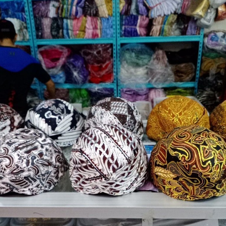 KODE V84F blankon prada  blankon pengantin  blangkon amon  blankon bapak  blankon premium