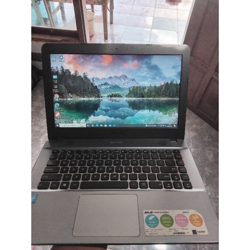 ASUS X441N RAM 2GB SSD 256GB HDD 500GB