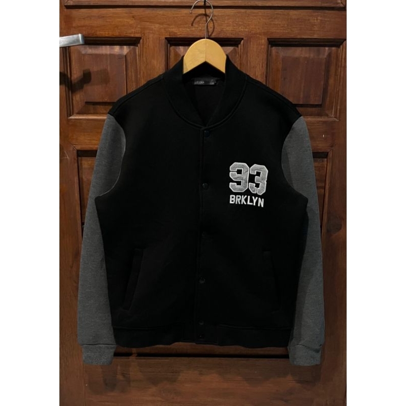 varsity LITMUS x BRKLYN