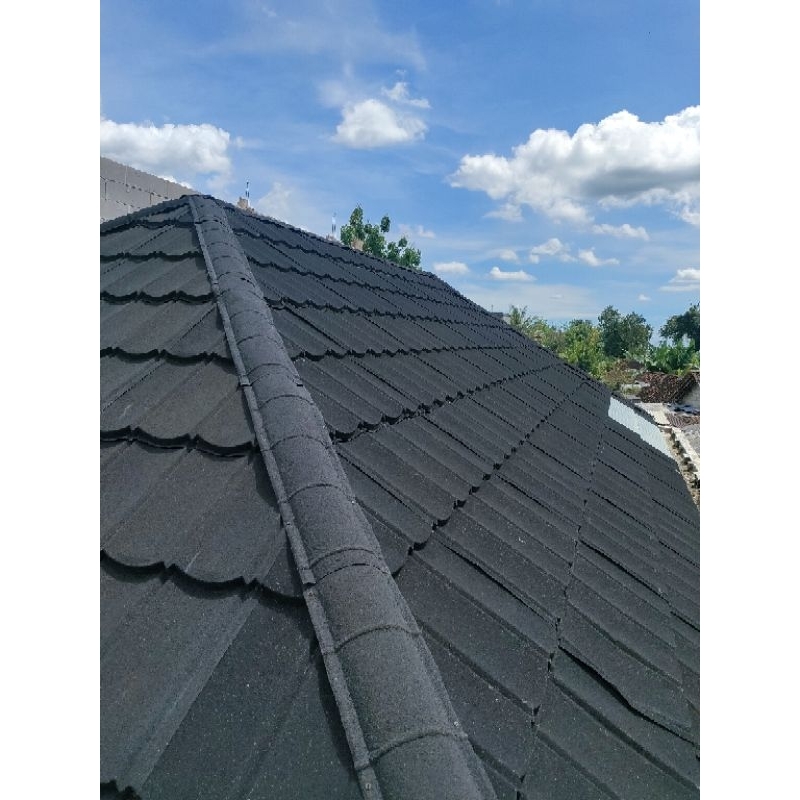 atap rumah genteng metal pasir pakai rangka baja ringan