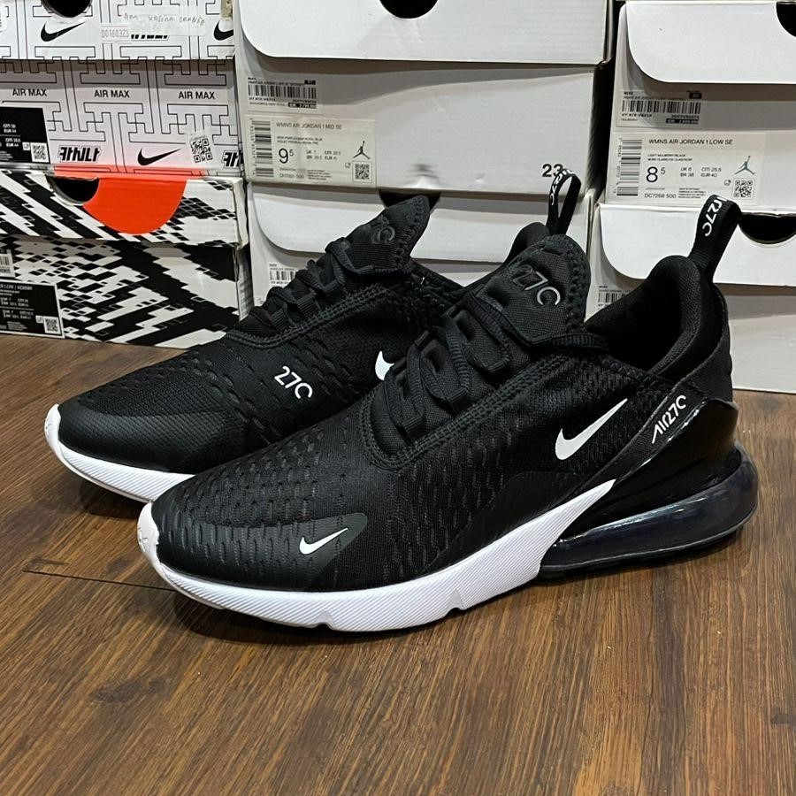 Sepatu Air Max 270 Trainer Black White