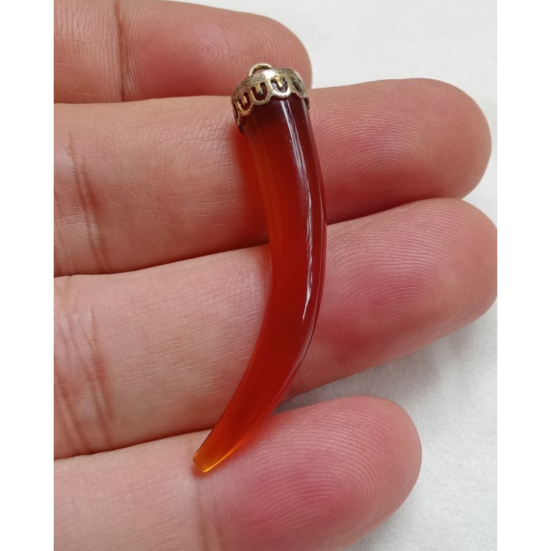 Koleksi Lawas Batu Merah Madu Maluku Motif Taring