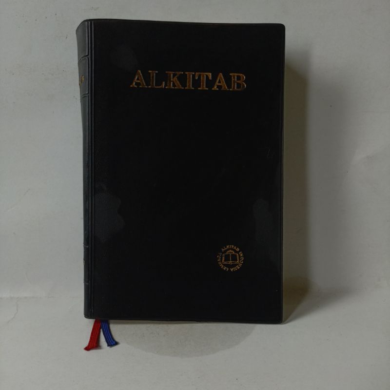 Alkitab lembaga Alkitab Indonesia