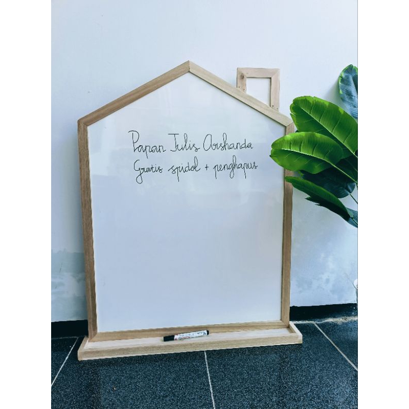 

papan tulis bentuk rumah ukuran T 80 L 60 gratis spidol