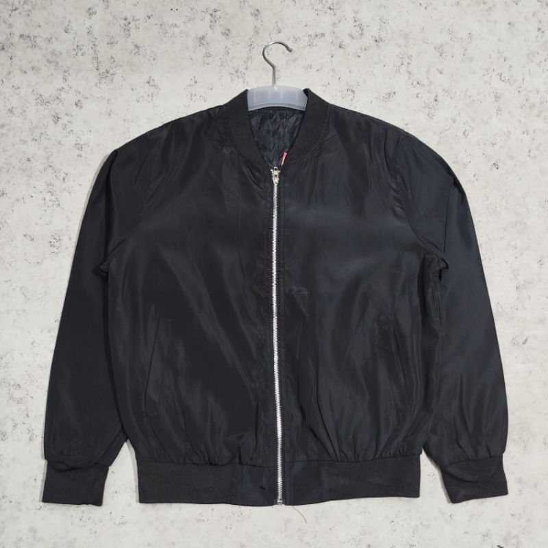 Jaket bomber unbrand MADE IN CHINA