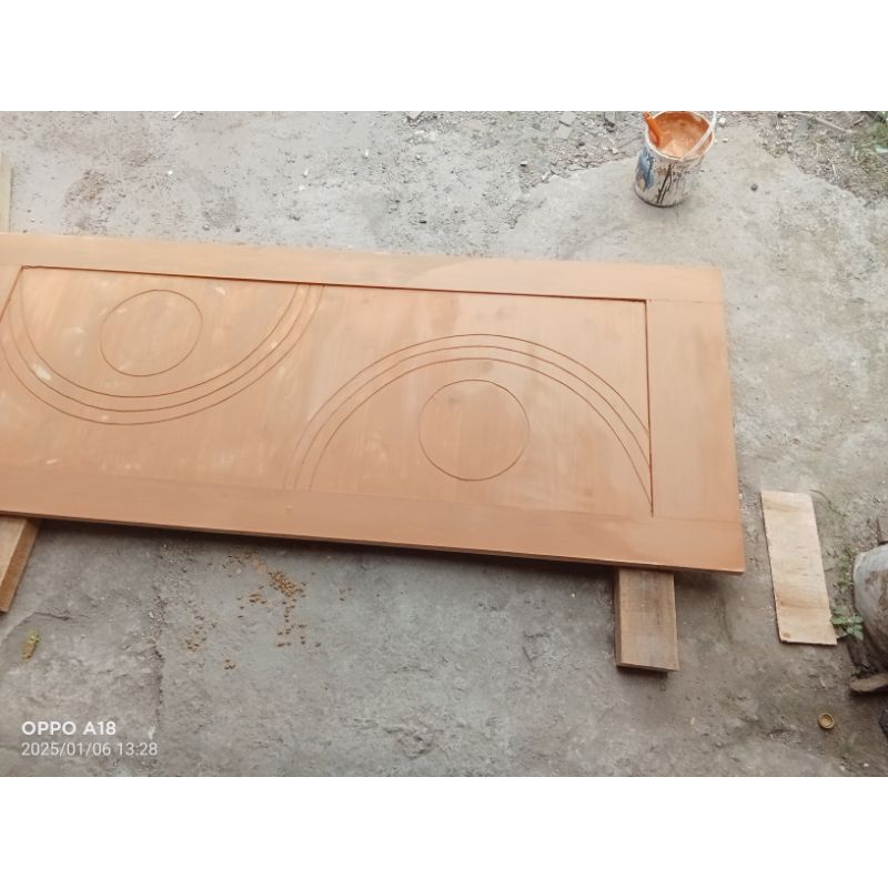 daun pintu ukuran 80*200 sudah finishing kayu Borneo kayu bekas
