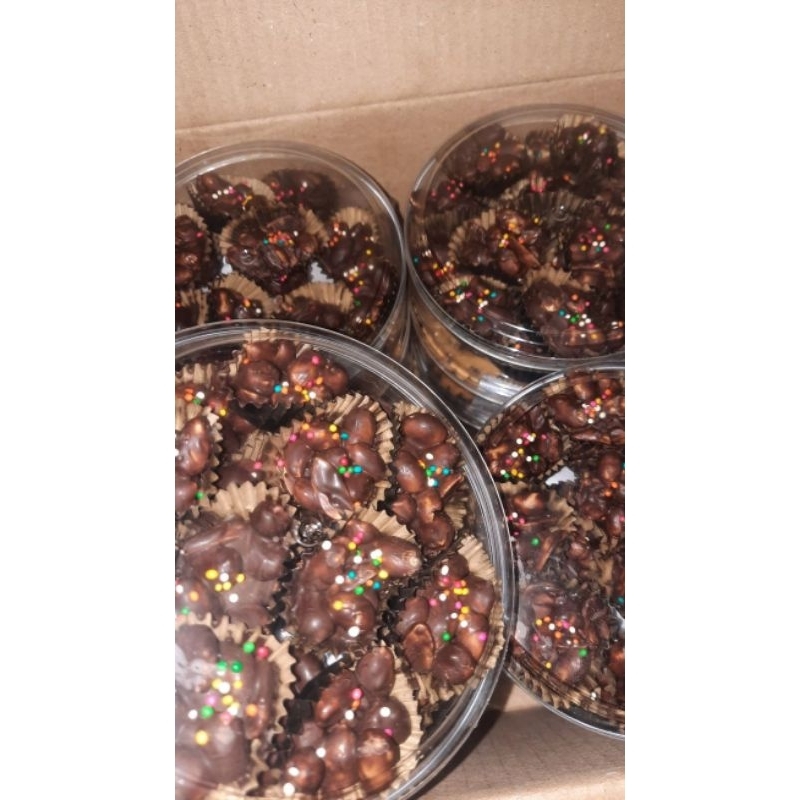 

KACANG COKLAT - Umma Nabil Shop